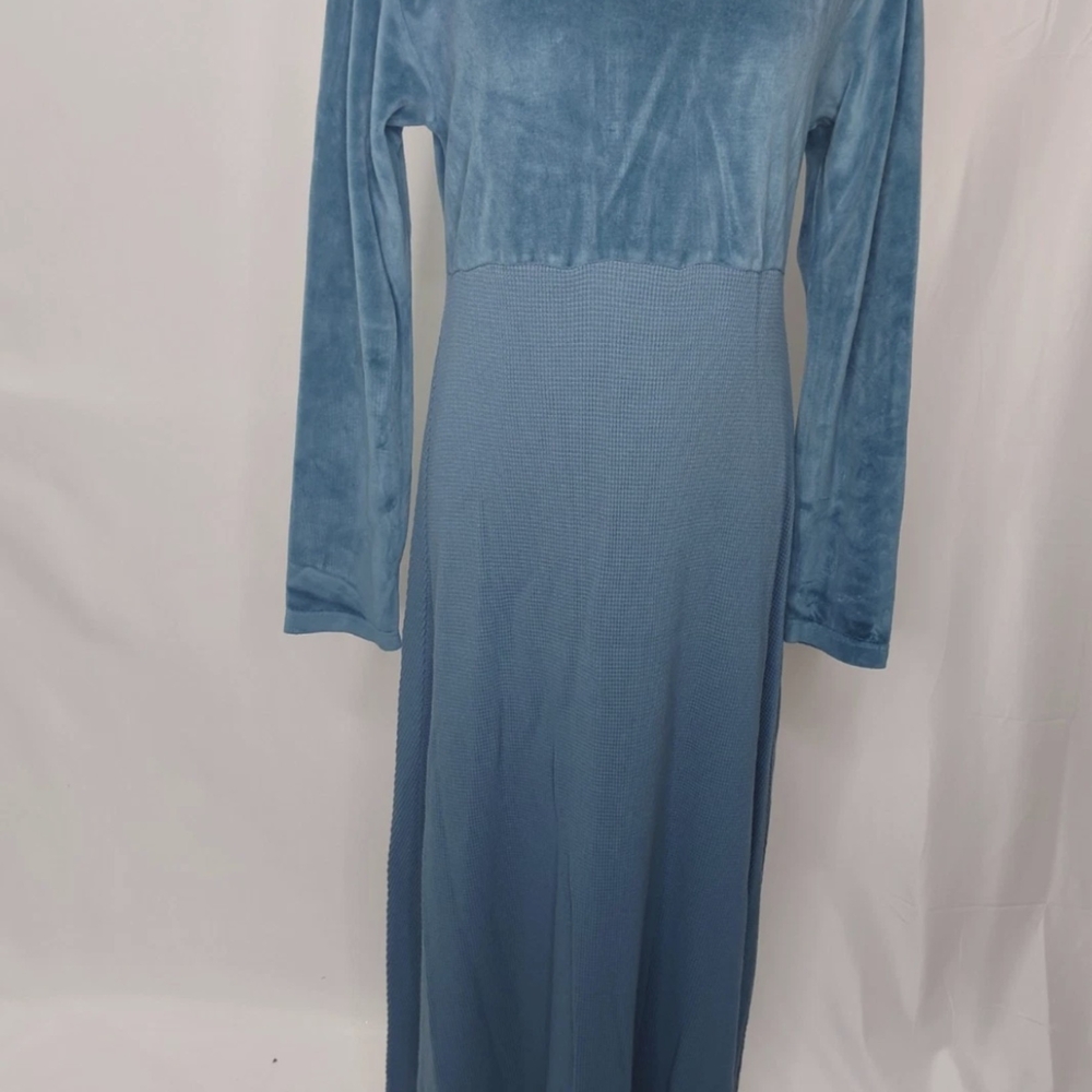 Chic Teal Long Sleeve Dress